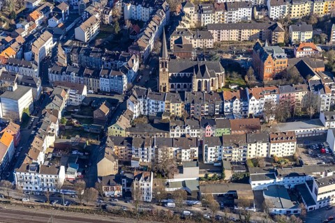 Aerial view, catholic St.Michael-Kirche, Emil-Schumacher-Schule, Wehringhausen, Hagen, Ruhr area,