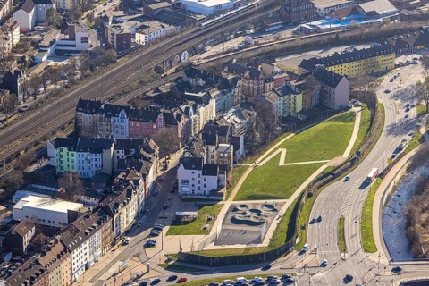Aerial view, Wehringhauser Straße and river Ennepe, Bohne Park Hagen, Wehringhausen, Hagen, Ruhr