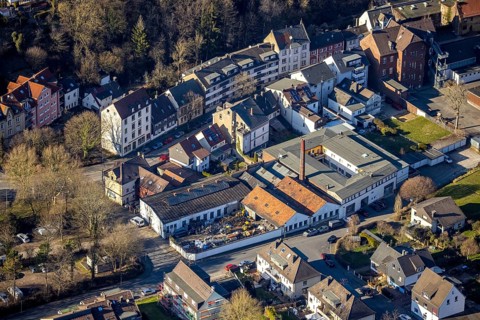 Aerial view, Mamapino Holz und Lifestyle Gewerbehallen und Ducks Klempnerbedarf an der Wörthstraße,