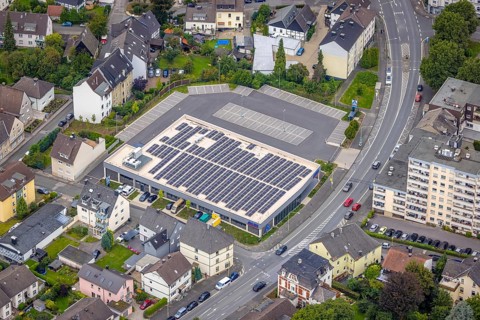 Aerial view, Aldi supermarket with solar roof on Esserstrasse in the Hohenlimburg district, Hagen,