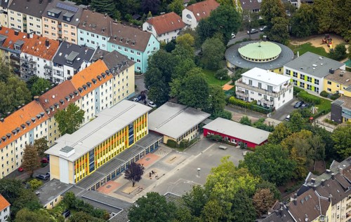 Aerial view, Henry-van-de-Velde-Schule in the district Mittelstadt in Hagen, Ruhr area, North