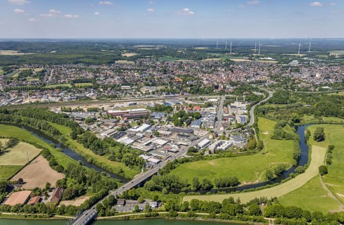 Aerial view, industrial estate south Recklinghäuser Straße, river Lippe with Lippebogen, canal