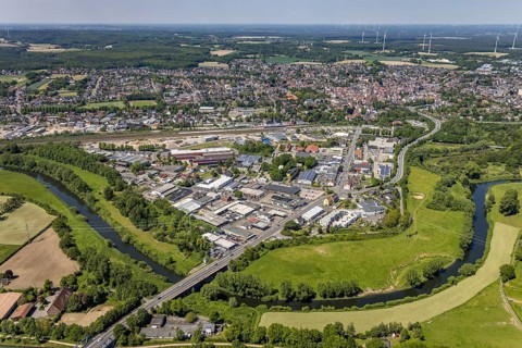 Aerial view, industrial estate south Recklinghäuser Straße, river Lippe with Lippebogen, canal