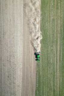Field work, tractor, ploughing, cultivating, sowing peas, fertilising, dryness, drought,