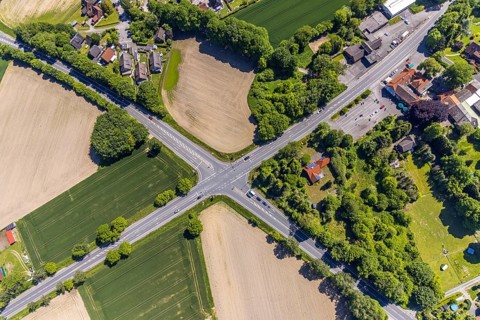 Aerial view, intersection Sythener Straße Münsterstraße, gastronomy Drügen Pütt Bikertreff,