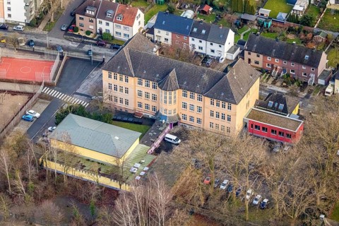Aerial view of Matthias-Claudius-Schule, Hamm, Ruhr area, North Rhine-Westphalia, Germany,
