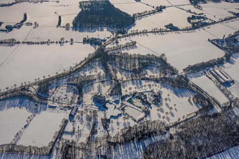 Aerial view, Hotel Selbachpark with outdoor pool Selbachpark, snow-covered areas, winter, Pelkum,