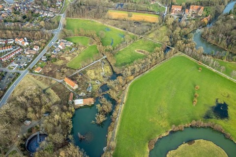 Aerial view, development of the area at the Heessener Schlossmühle, historic mill, Enniger Bach,