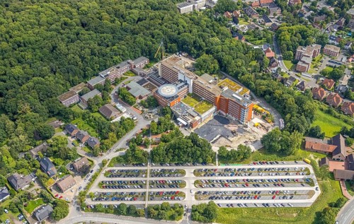 Aerial view, St. Barbara-Klinik Hamm-Heessen with extension construction site in the Heessen