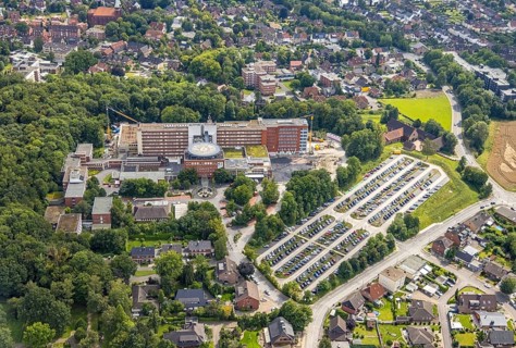Aerial view, St. Barbara-Klinik Hamm-Heessen with extension construction site in the Heessen