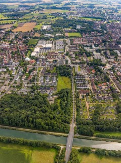 Aerial view, green area Werries at the Datteln-Hamm canal and Ostwennemarstraße with Westpress