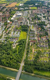 Aerial view, green area Werries at the Datteln-Hamm canal and Ostwennemarstraße with Westpress