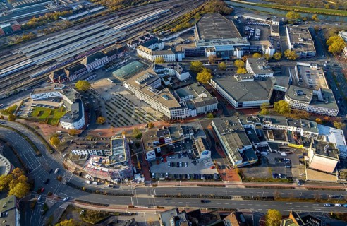 Aerial view, city centre at Platz der Deutschen Einheit and new building at Neue Bahnhofstraße in