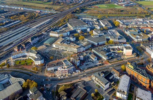 Aerial view, city centre at Platz der Deutschen Einheit and new building at Neue Bahnhofstraße in