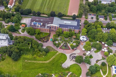 Aerial photo, Maximilianpark leisure park, main entrance, Uentrop citizens' office, Uentrop, Hamm,