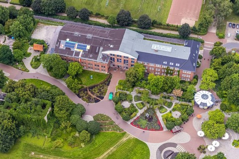 Aerial photo, Maximilianpark leisure park, main entrance, Uentrop citizens' office, Uentrop, Hamm,