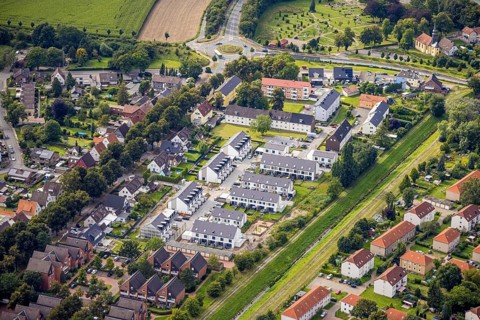 Aerial view, housing estate single-family terraced houses in Marie-Juchacz-Straße on Herringer Bach