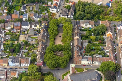 Aerial view, catholic Josefskirche and Viktoriaplatz in Mitte, Hamm, Ruhr area, North