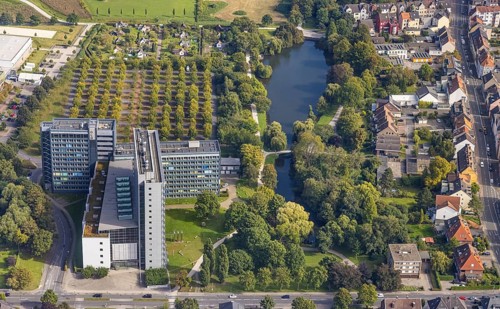 Aerial photograph, Hamm Higher Regional Court and Ahseteich in the Mitte district of Hamm, Ruhr