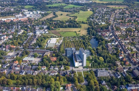 Aerial photograph, Hamm Higher Regional Court and Ahseteich in the Mitte district of Hamm, Ruhr