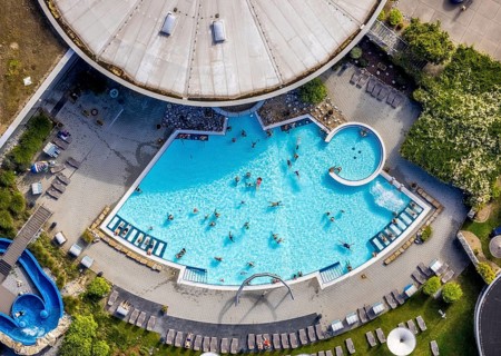 Aerial view, Maximare Erlebnistherme Bad Hamm and bathers in the swimming pool in the Mitte
