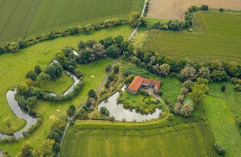 Aerial view, Haus Hohenover manor house at the river Ahse in Norddinker m district Uentrop in Hamm,