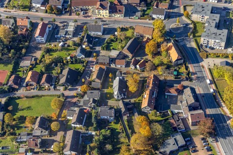 Aerial view, evang. Jakobus-Kirche in the residential area Kamener Straße with roundabout in the