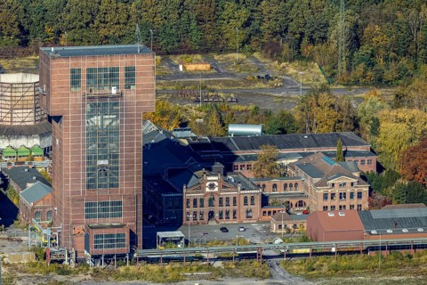 Aerial view, CreativRevier Hamm at the former Ost Zeche Heinrich Robert colliery with hammerhead