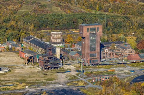 Aerial view, CreativRevier Hamm at the former Ost Zeche Heinrich Robert colliery with hammerhead