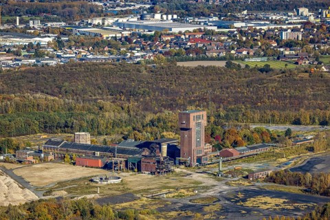 Aerial view, CreativRevier Hamm at the former Ost Zeche Heinrich Robert colliery with hammerhead