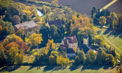 Aerial view, Haus Reck in Lerche in the Overberge district of Bergkamen, Ruhr area, North