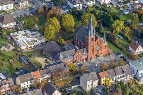 Aerial view, Evangelical Church of Christ and Kindergarten Christuskirche in the district Mitte in