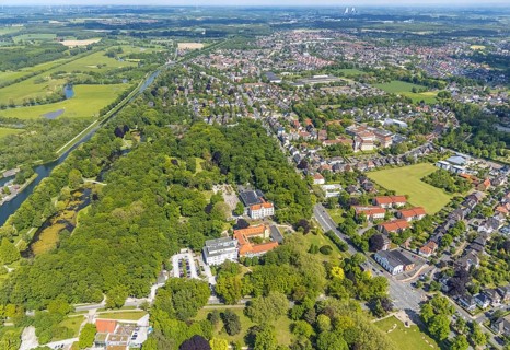Aerial view of the spa hotel Hamm, spa hotel Bad Hamm, largest beer garden in Hamm, next to the
