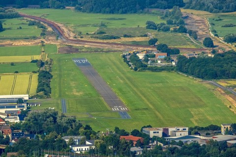 Aerial photograph, Hamm-Lippewiesen airfield, Heessen, Hamm, Ruhr area, North Rhine-Westphalia,