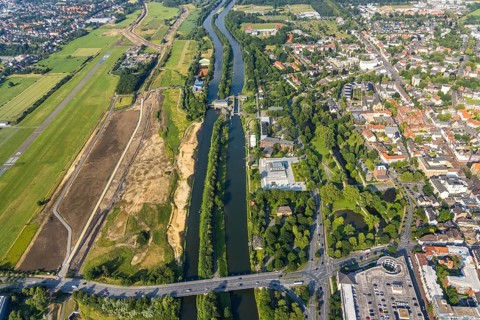Aerial view, Hamm-Lippewiesen airfield, construction site for protective dam at Jupp-Eickhoff-Weg,