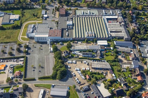 Aerial view, Römerstraße industrial estate with Hella GmbH Hueck und Co. plant in the Bockum-Hövel
