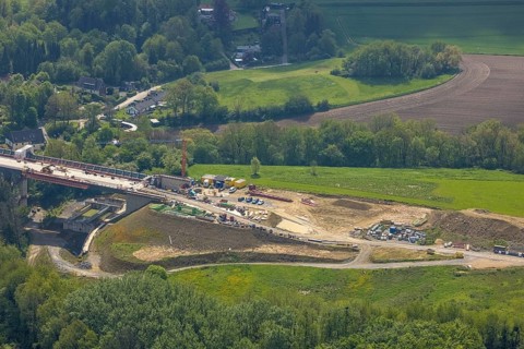 Aerial view, Angerbachtal bridge, new motorway section of the A44, gap closure between Ratingen-Ost