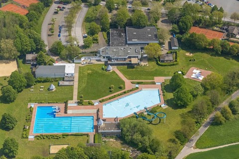 Aerial view, HeljensBad, Heiligenhaus, Ruhr area, North Rhine-Westphalia, Germany, bathing