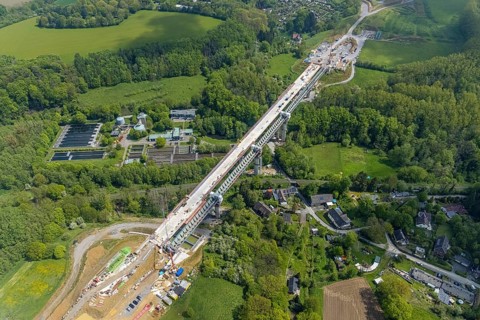 Aerial view, Angerbachtal bridge, new motorway section of the A44, gap closure between Ratingen-Ost