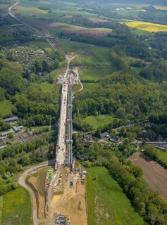 Aerial view, Angerbachtal bridge, new motorway section of the A44, gap closure between Ratingen-Ost