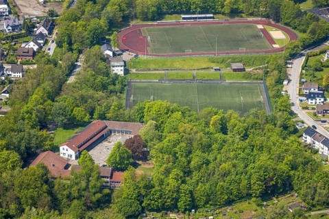 Aerial photo, St. Suitbertus Catholic Primary School, SSVg 09/12 Heiligenhaus sports ground,