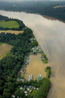 Aerial photo, Ruhr flood, flooding, Lake Baldeney with oil discolouration on the water surface,