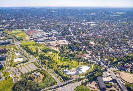 Aerial view, thyssenkrupp Quarter Corporate Headquarters with Krupp Park in the West Quarter in