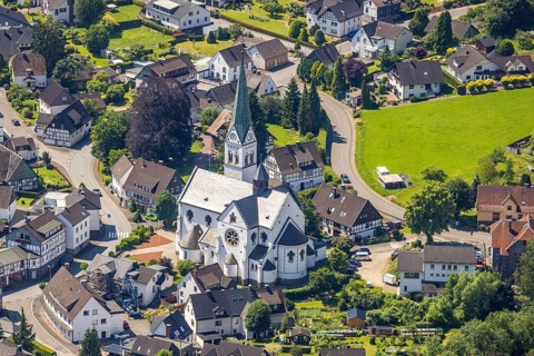 Aerial view, Church of St. Anthony the Hermit, Heggen, Finnentrop, Sauerland, North