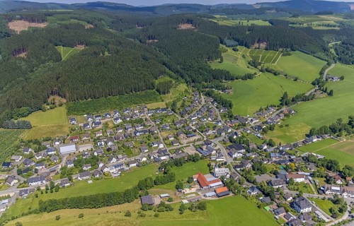 Aerial view, aerial view Serkenrode, Finnentrop, Sauerland, North Rhine-Westphalia, Germany, DE,