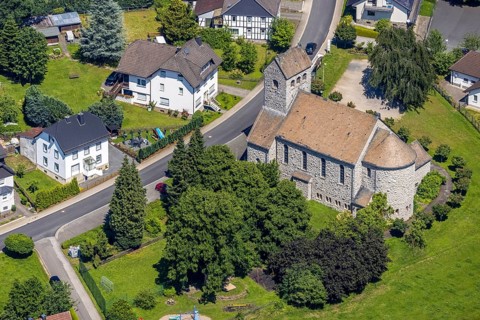 Aerial view, St Lucia's Church in Ostentrop, Finnentrop, Sauerland, North Rhine-Westphalia,