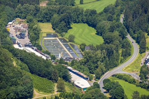 Aerial view, Rameil Forellenzucht in Müllen, industrial estate Mauro GmbH and MTS Finnentrop,
