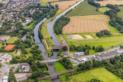 Aerial view, Möllerkraftwerk Schwitten am Obergraben und Fluss Ruhr, Schwitten, Menden, Ruhr Area,