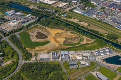Aerial view, Graf Bismarck city quarter on the Rhine-Herne Canal, Marina Bismarck, Schalke-Nord,