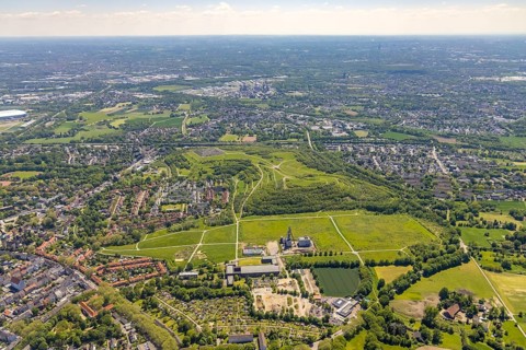 Aerial view, Rungenberghalde with night sign, Zeche Hugo Schacht 2, Buer, Gelsenkirchen, Ruhr area,